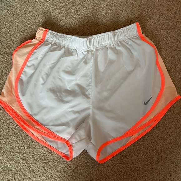 nike shorts - Picture 1 of 5